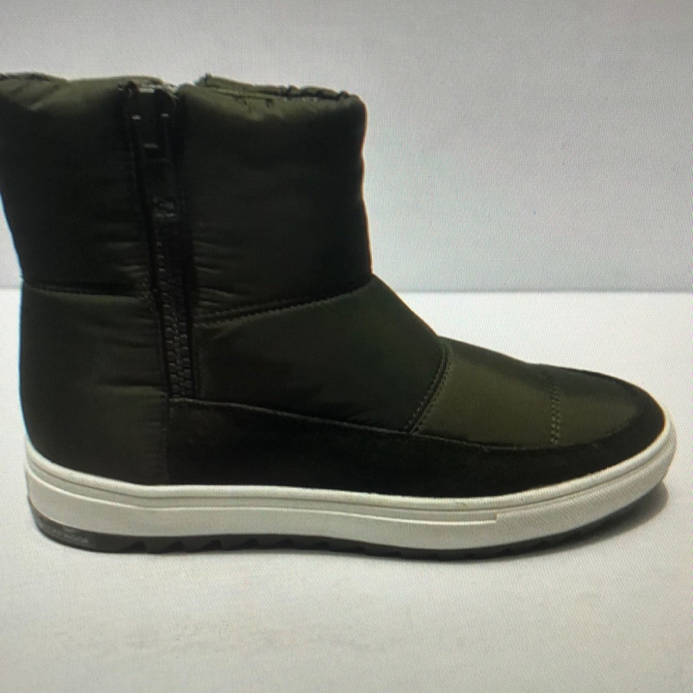 Olive Green Winter Boots with Side Zipper